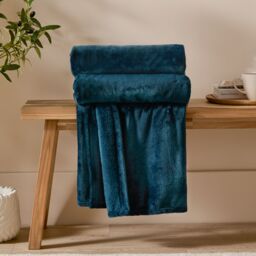 Furn Harrow Fleece Throw in Blue - Size: 140 cm x 180 cm - thumbnail 1
