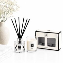 Aroma Naturals Minimalist Luxe Candle & Reed Diffuser Gift Set Puissance Visuelle Scent in White - Size: Medium - thumbnail 3