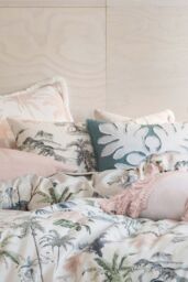 Linen House Luana Floral Fringed Pillowcase Set - thumbnail 2