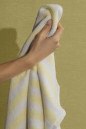 Blomus ARTO Bath Towel with Wide Stripes - White/Transparent Yellow in White - thumbnail 5