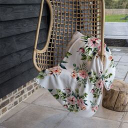Benjamin Tate Design Watercolour Plants Blanket in Natural - Size: 120 cm x 150 cm - thumbnail 4