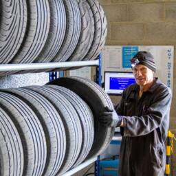 Monstershop T-Rax Tyre Racking Bay in Blue - thumbnail 4
