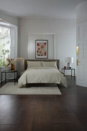 The Lyndon Company Luxury 100% Cotton 200 Thread Count Duvet Cover Set in Taupe - Size: Super King