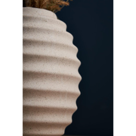 Small Beehive Style Ceramic Vase - thumbnail 3
