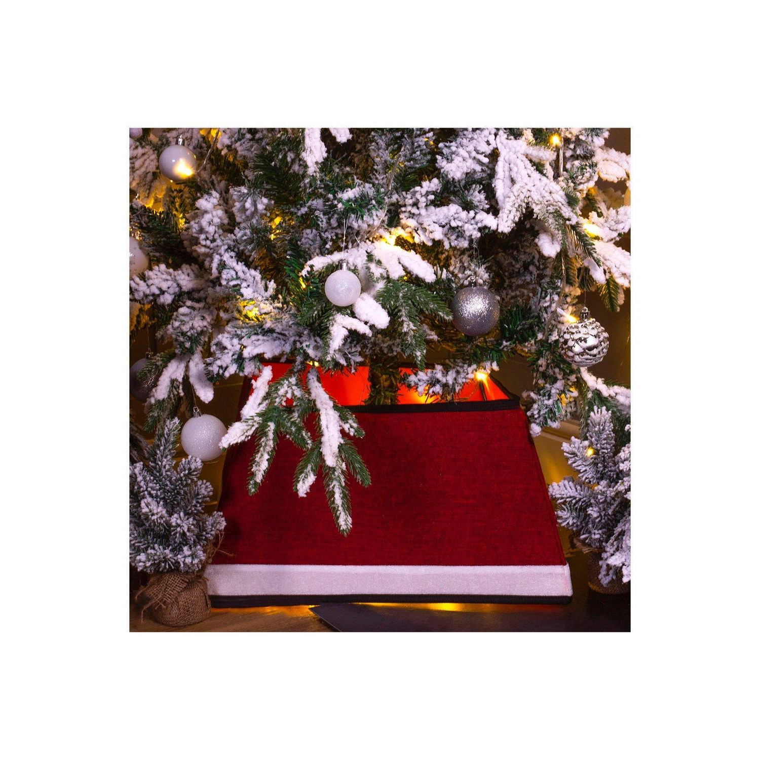 Father Christmas Style Tree Skirt - image 1