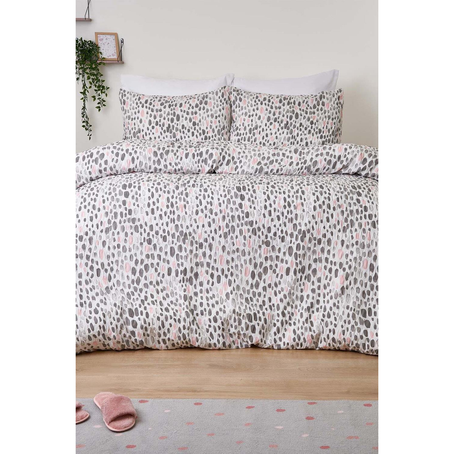 Dalmatian Seersucker Duvet Cover with Pillowcase Set