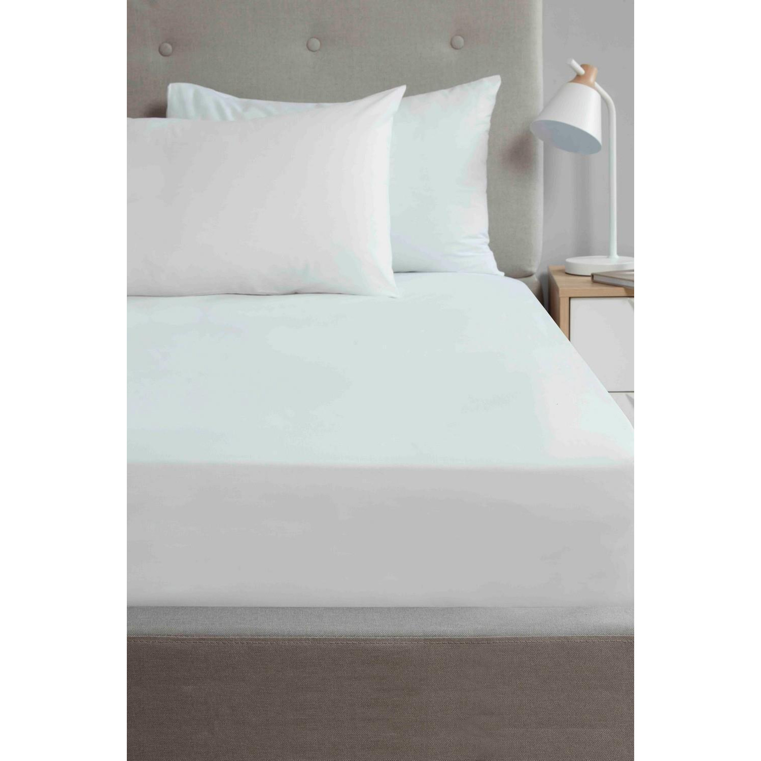 Microfibre 180 Thread Count Fitted Sheets
