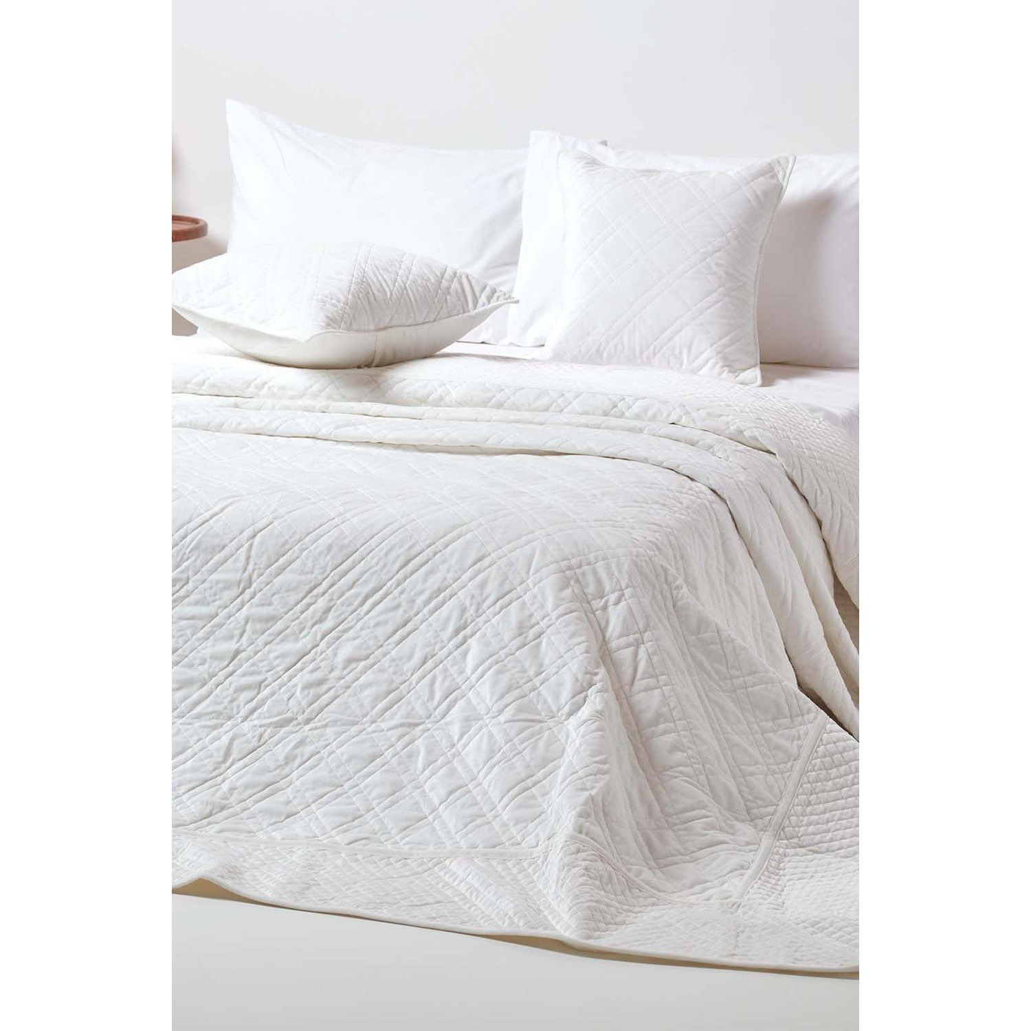 Luxury Quilted Velvet Bedspread Geometric Pattern Throw - image 1
