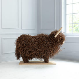 Large Highland Cow Willow Wooden Sculpture - thumbnail 3