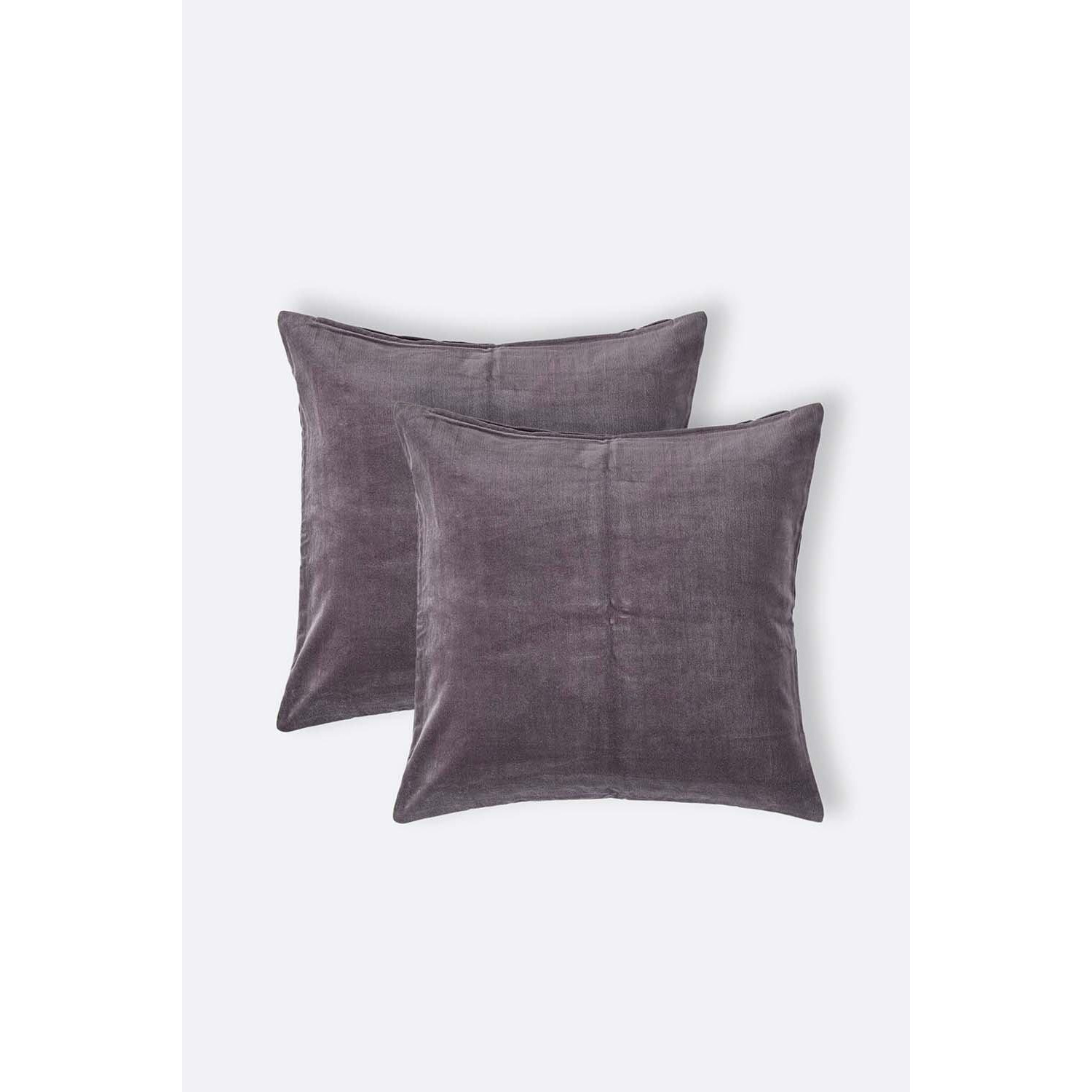 Set of 2 Velvet Cushion Covers - image 1