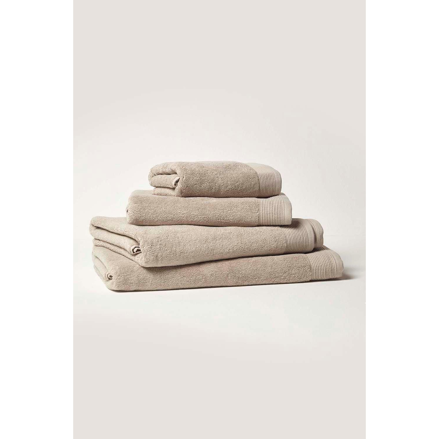 Combed Egyptian Cotton Towel 700 GSM - image 1