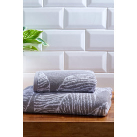 'Matteo' Luxury 100% Cotton Leaf Motif Jacquard Towel - thumbnail 1