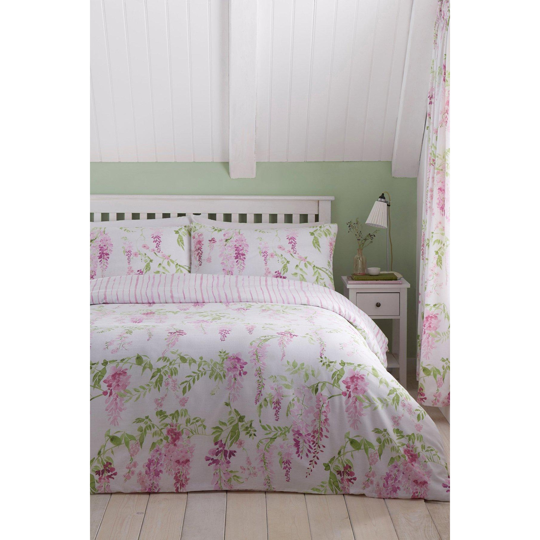 'Wisteria' Reversible Floral Bedspread - image 1