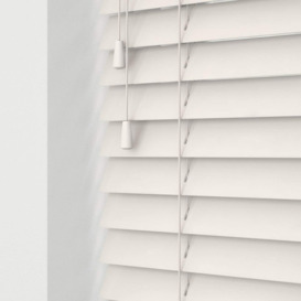 Wooden Venetian Blinds With Strings Fog White