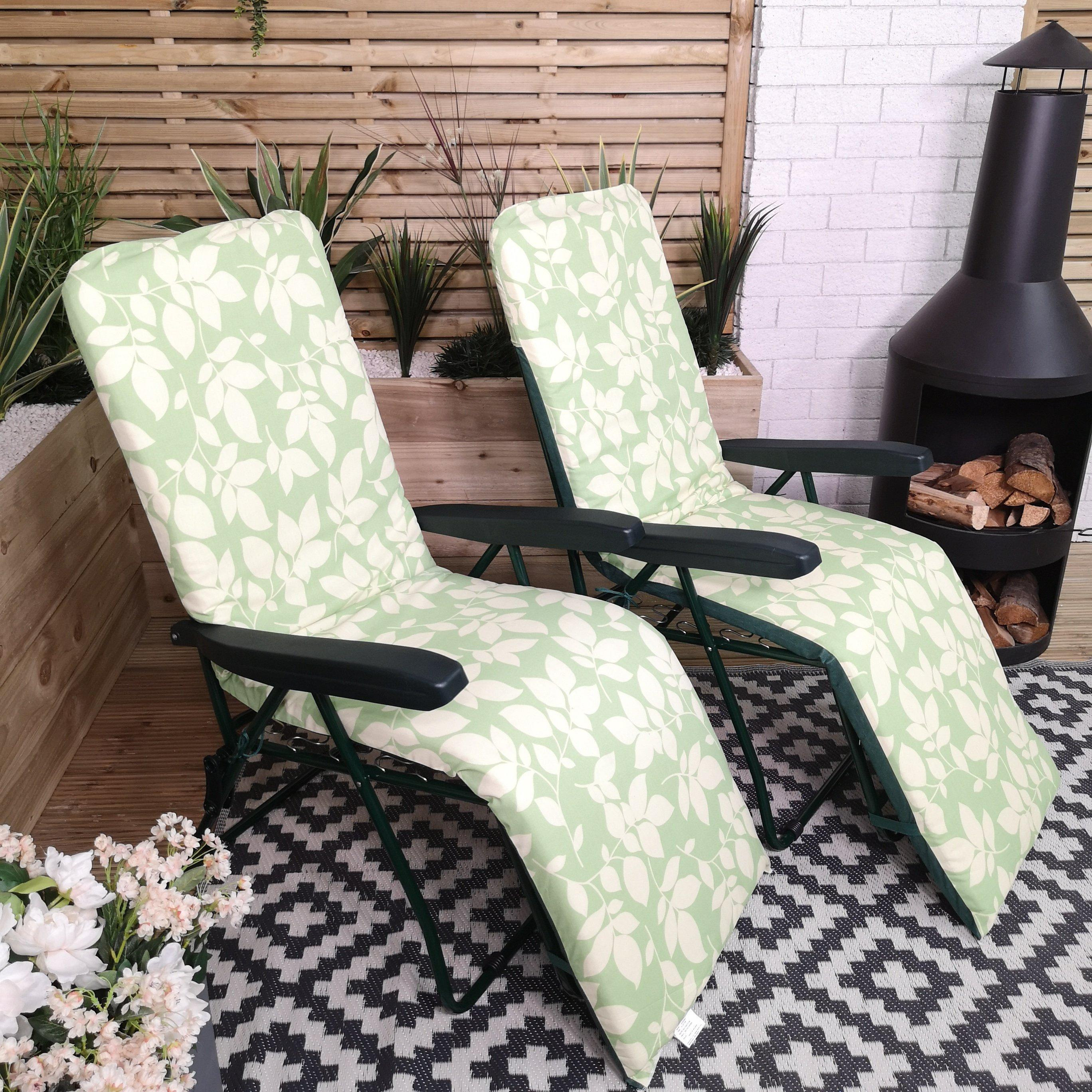 Set of 2 Padded Outdoor Garden Patio Recliner / Sun Lounger Green with Leaf Pattern
