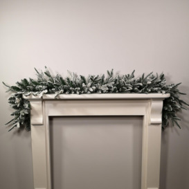 1.8m Snow Flocked Lapland Christmas Garland with 150 Tips