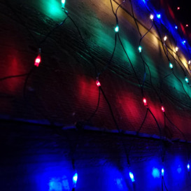 1.7m x 1.2m 180 LED Premier Indoor Outdoor Multifunction Christmas Net Light with Timer in Multicoloured - thumbnail 1