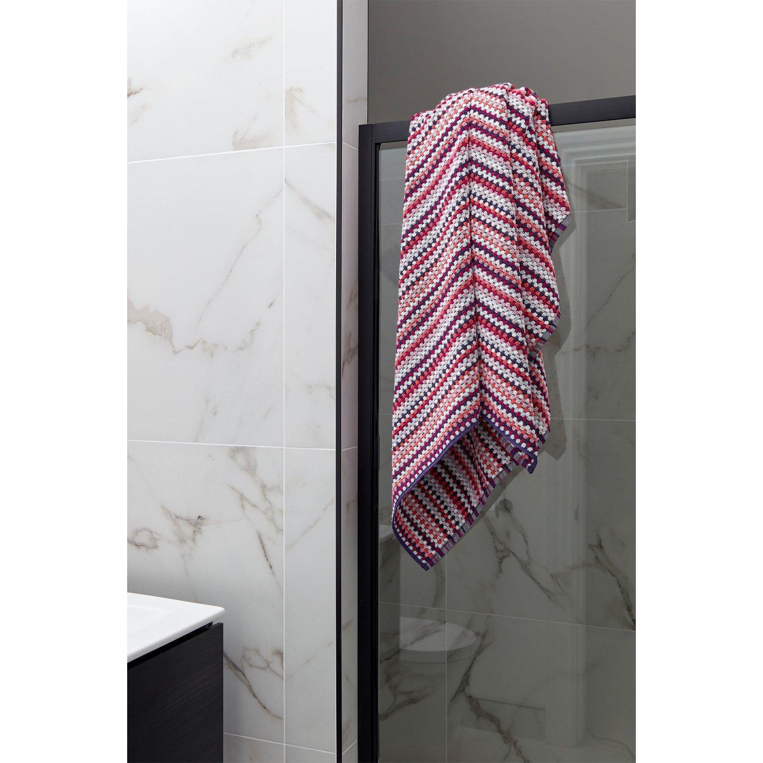 'Carnaby Stripe' 100% Cotton Yarn Jacquard Towels - image 1