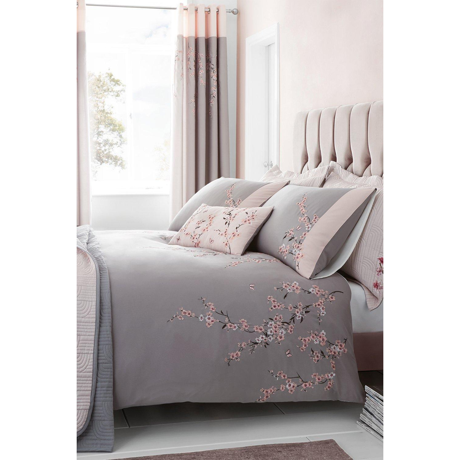 'Embroidered Blossom' Floral Duvet Set