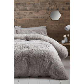 'Cuddly' Faux Fur Duvet Set