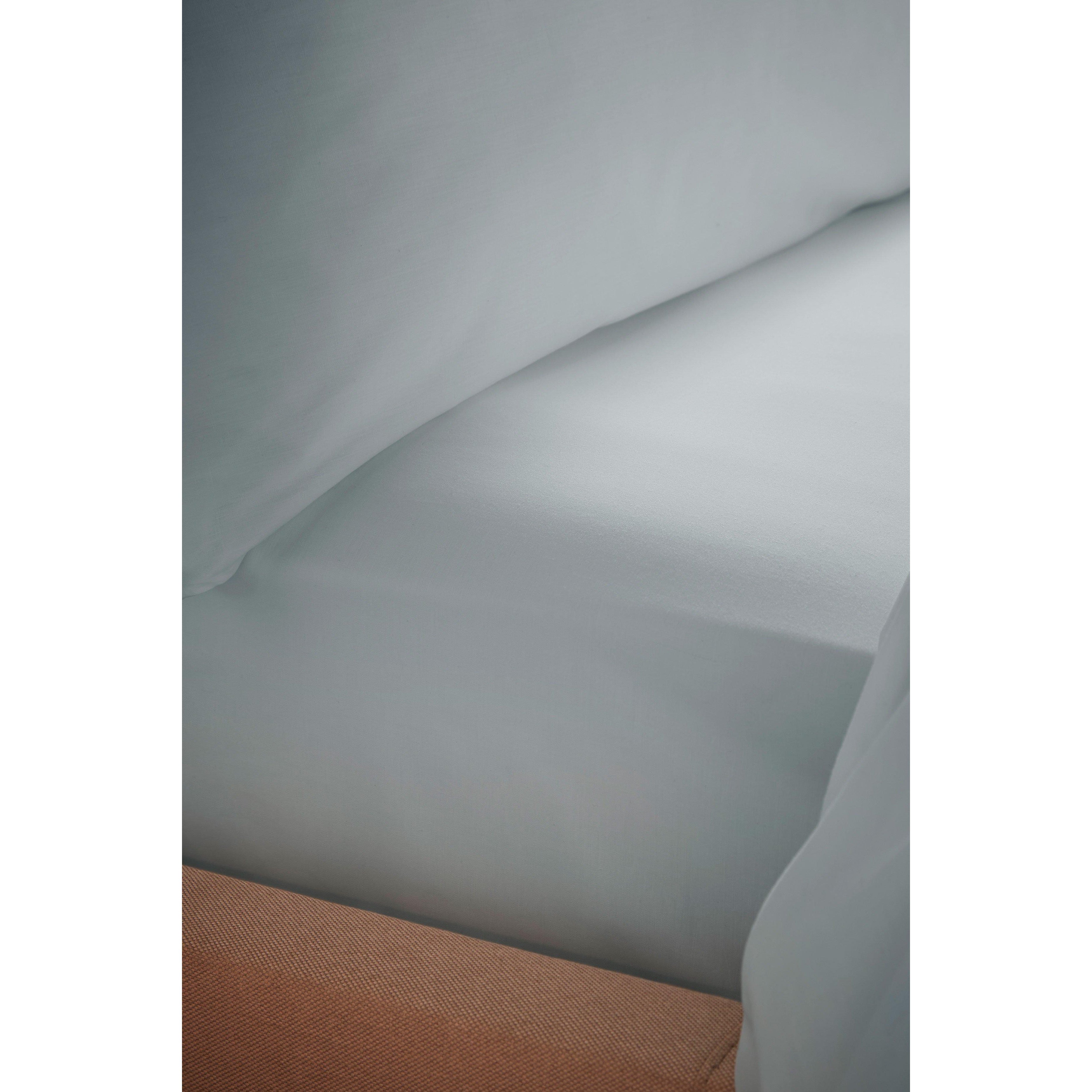 'Temperature Controlling TENCEL Lyocell' Fitted Sheet - image 1