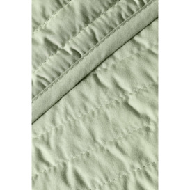 'Quilted Lines' Bedspread - thumbnail 2