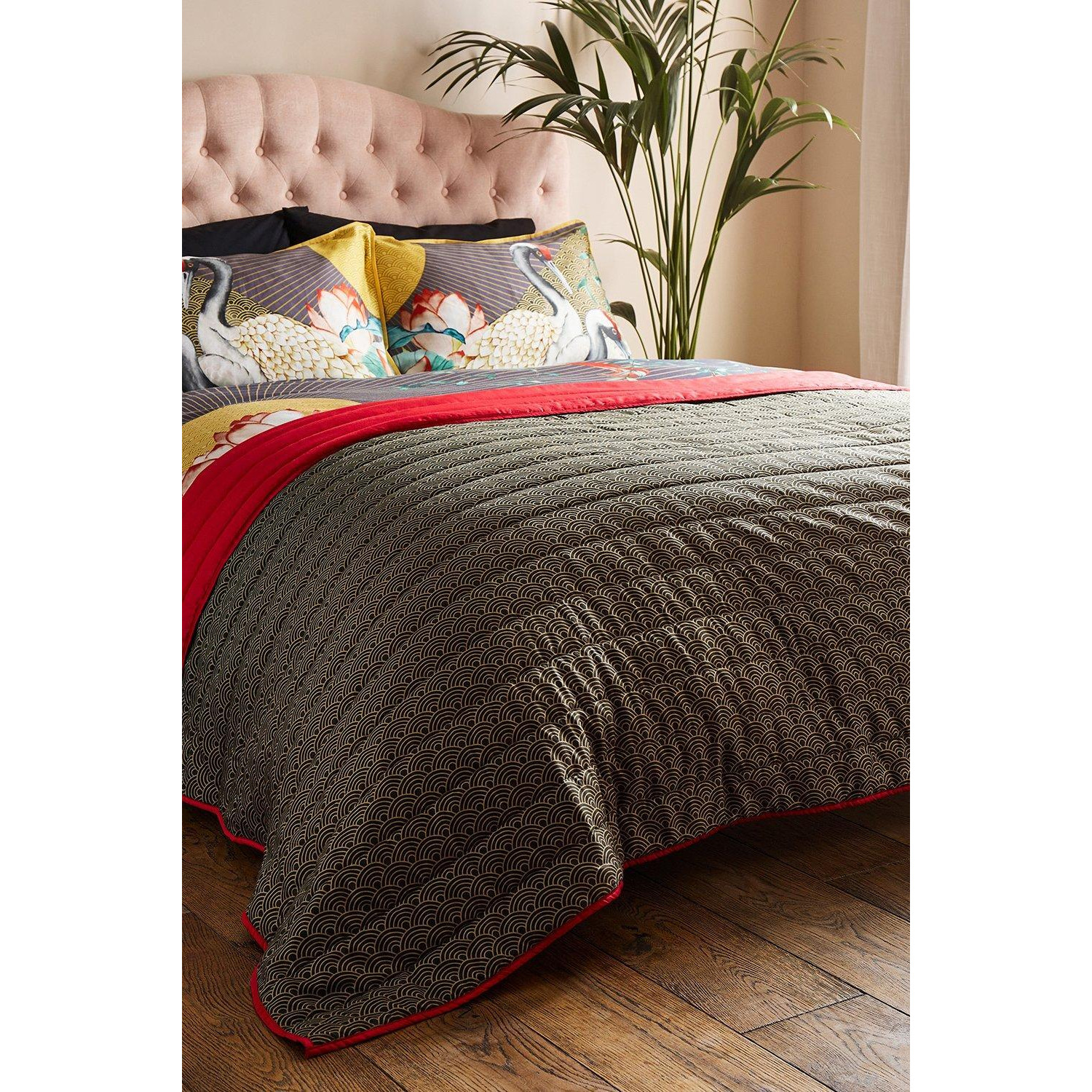Sensational Sunrise Quilted Bedspread