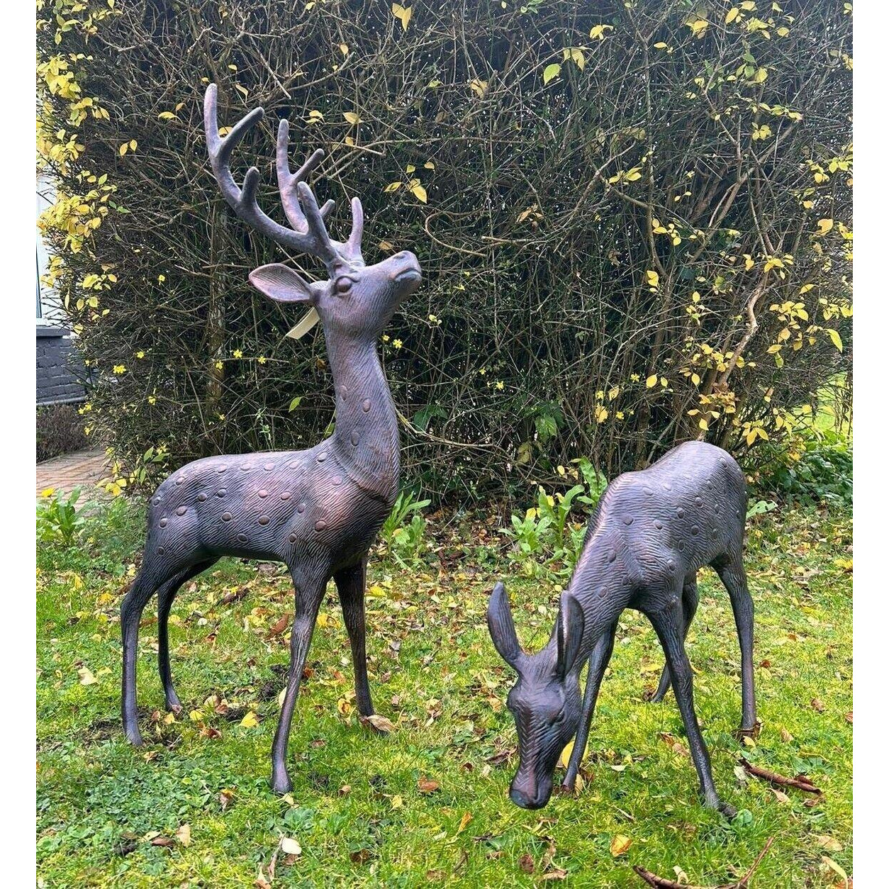 Aluminium Deer Sculpture Stag and Doe Medium - image 1