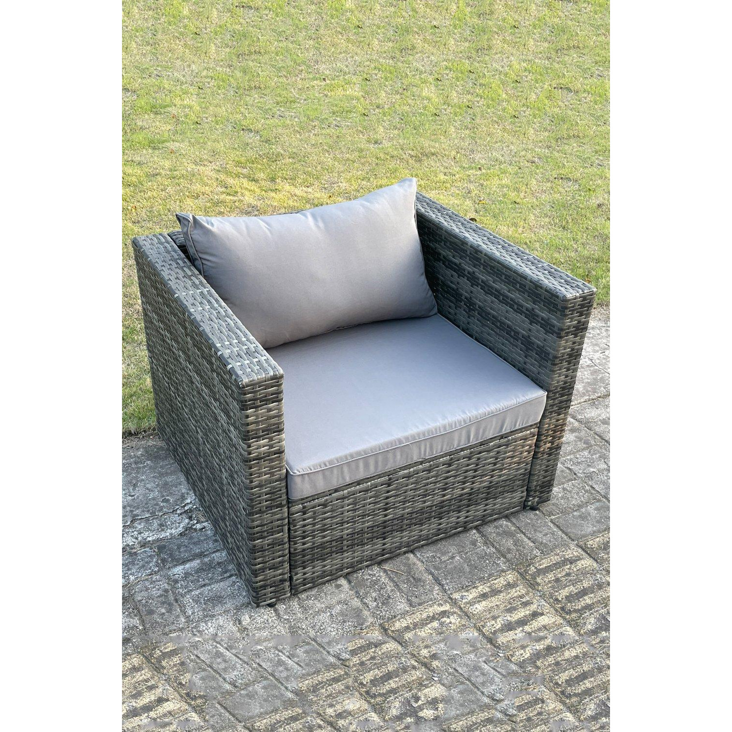 Outdoor Rattan Single Sofa Chair Garden Furniture With Seat and Back Cushion - image 1