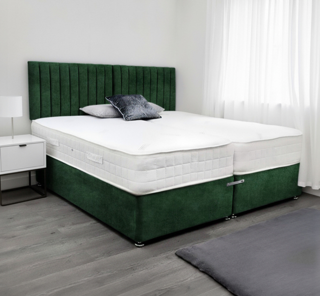 Mayfair Memory Foam & Orthopaedic Sprung 5ft King Size Zip & Link Bed - image 1