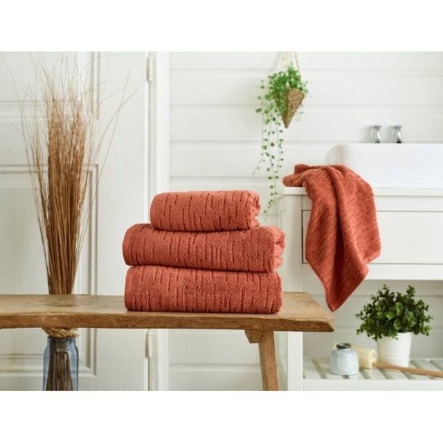 The Lyndon Company Wentworth 100 Cotton Towels - Auburn - Hand Towel - image 1