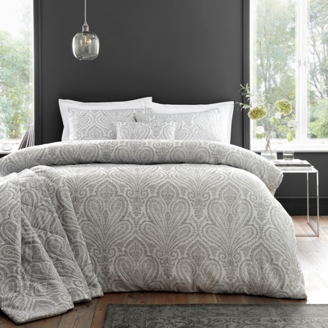 Portfolio Montpellier Duvet Set - Silver - Super King - image 1