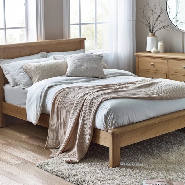 Julian Bowen Memphis Bed - Limed Oak - 135cm Double - image 1