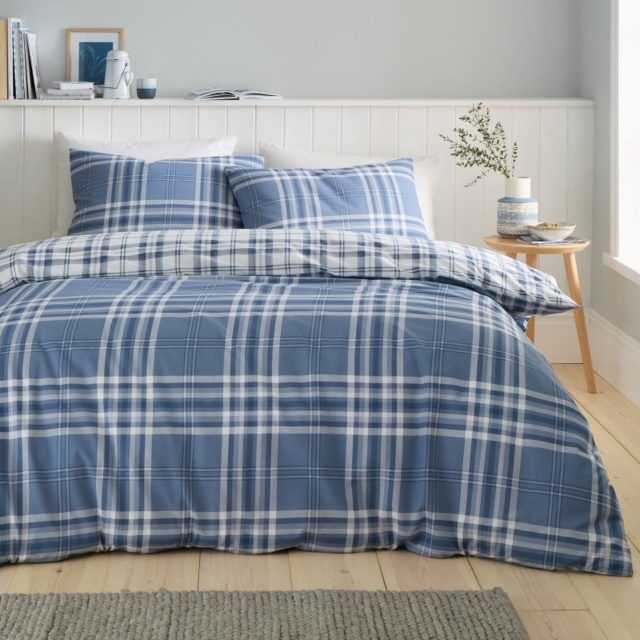 Catherine Lansfield Kelso Check Duvet Set - Blue - Single - image 1