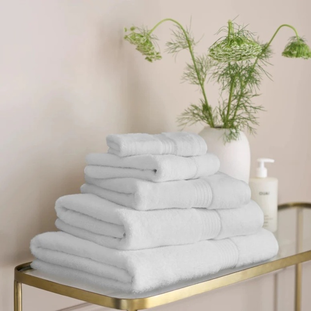 Christy Supreme Bathroom Towel - White - Face - image 1