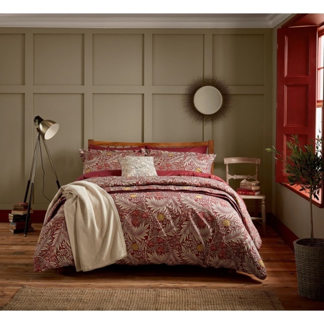 Morris and Co Larkspur Duvet Set - Red - Single - image 1