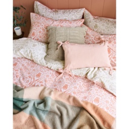 Laura Ashley Ashstead Damask Duvet Set - Natural and Coral - Double - thumbnail 6