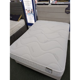 Highgrove Aldgate 2000 Mattress and Divan Set - 150cm King - No Storage - thumbnail 3
