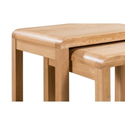Julian Bowen Curve Oak Nest Of 2 Tables - thumbnail 4