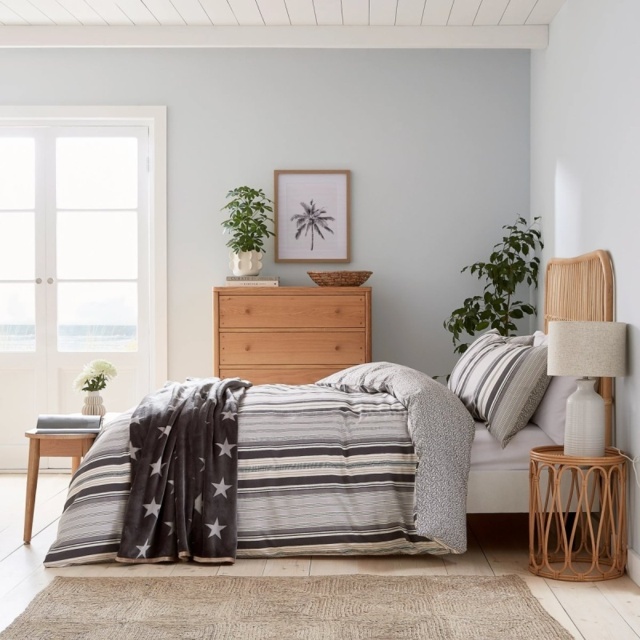Helena Springfield Beach House Stripe Duvet Set - Linen/Grey - Super King - image 1