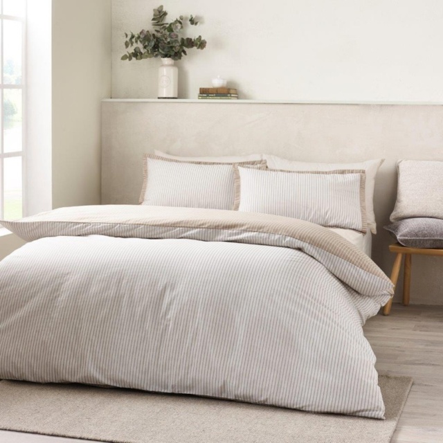 Catherine Lansfield Oxford Pinstripe Duvet Set - Natural - Super King - image 1