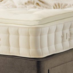 Hypnos Saunderton Pillow Top Mattress and Divan Set - 135cm Double - 22 Drawers - Platform Top - Premium Fabric - thumbnail 2