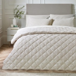 Catherine Lansfield Corded Leaves Bedspread 240x260cm - Champagne - thumbnail 1