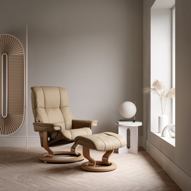 Stressless Mayfair Chair With Classic Base - Small - Batick Leather - With Footstool - image 1