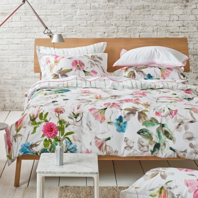 Designers Guild Japanese Magnolia Duvet Set - Fuchsia - Super King - image 1