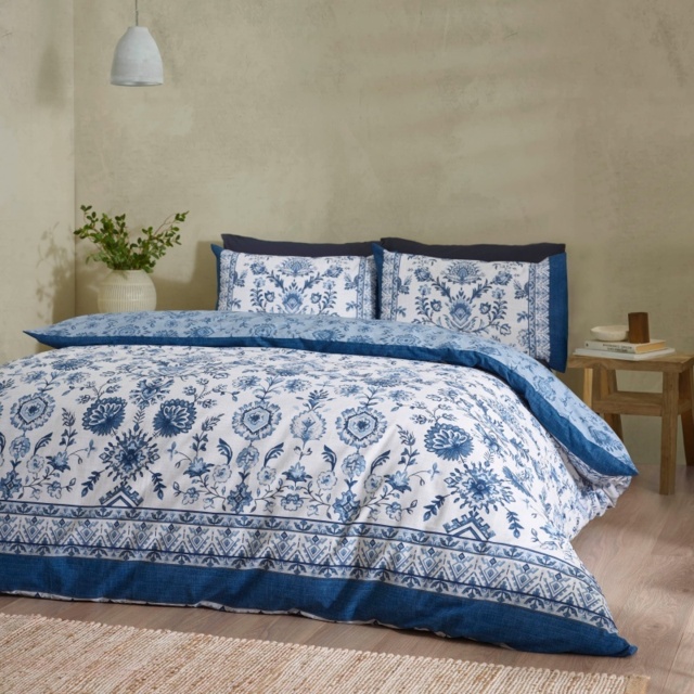 Catherine Lansfield Zoukara Floral Duvet Set - Blue - King - image 1