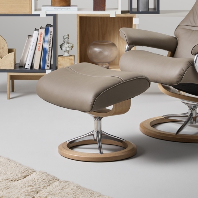 Stressless Philip Footstool With Signature Base - Fabric - image 1