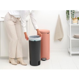 Brabantia Pedal Bin 30L - Warm Copper - thumbnail 6