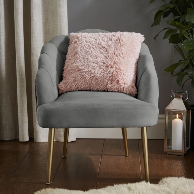 Catherine Lansfield Cuddly Cushion Filled Blush - image 1