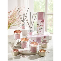 Best Kept Secrets Floral Collection Natural Harmony Three Lites Candle Set - thumbnail 2